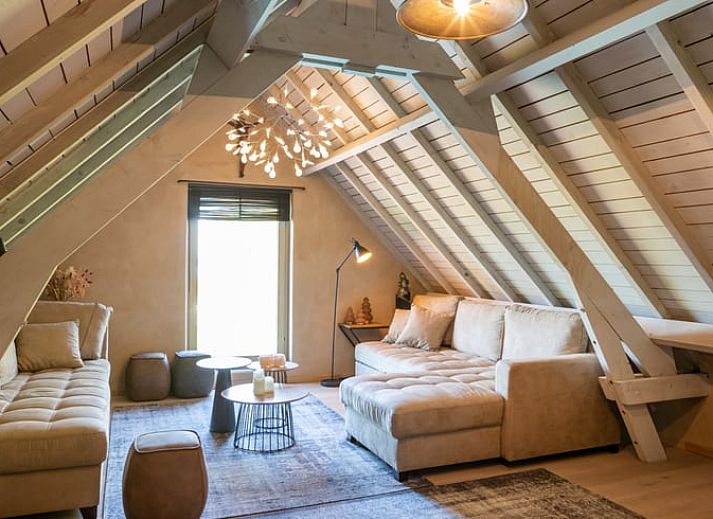 Vacation home in Diksmuide with swimming pool and terrace, ideal for relaxation in West Flanders, Belgium.