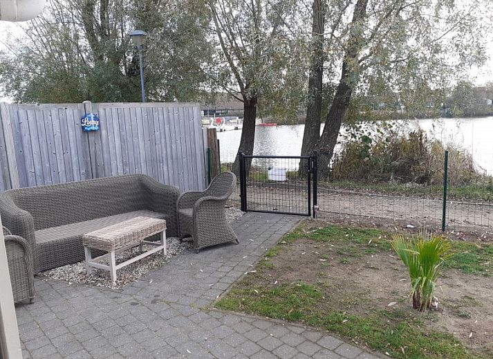Vakantiewoning Oostduinkerke met ruime veranda aan de Belgische kust, Belgi.