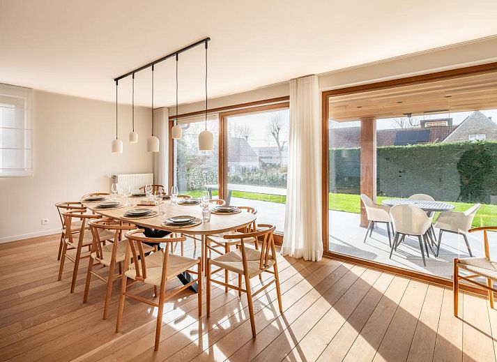 Das Ferienhaus "Pure Relax" in Oostduinkerke, Westflandern, mit grosszuegigem Garten und moderner Architektur - ideal fuer einen erholsamen Aufenthalt.
