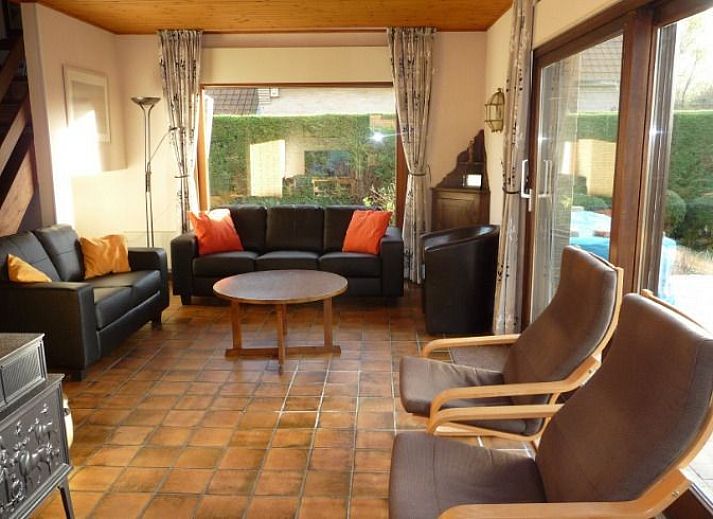 Villa Tijl Uilenspiegel in Oostduinkerke, Ferienhaus mit grosser Terrasse und gruenem Garten in Westflandern, Belgien.