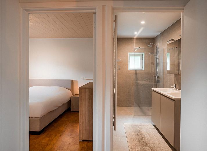 Moderne keuken van Caprice - Maldegem, vakantiehuis in Oost-Vlaanderen, voorzien van alle gemakken voor een heerlijke maaltijd.