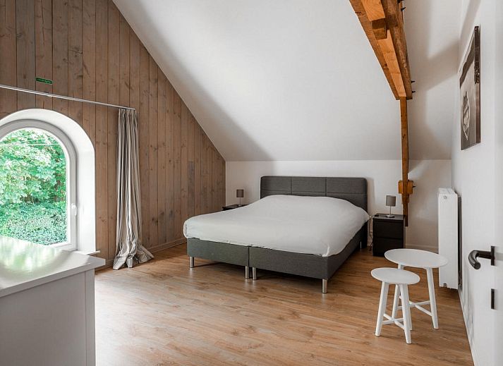Rustgevende slaapkamer in Caprice - Maldegem, vakantiehuis in Oost-Vlaanderen, met een comfortabel bed voor een goede nachtrust.