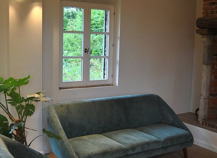 Authentieke houten details in keuken van Vakantiehuisje in Landskouter-Oosterzele, Oost-Vlaanderen, Belgie.