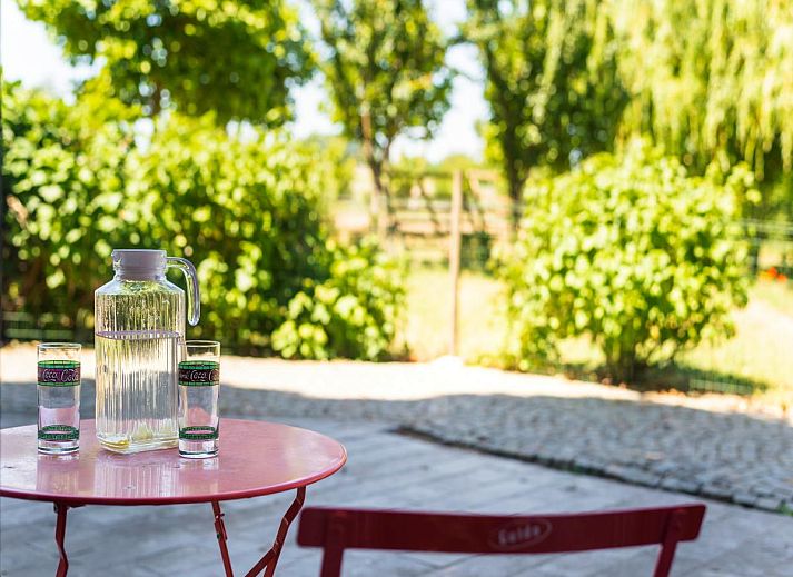 Spacious interior of Quanto A vacation home in Geetbets, Flemish Brabant with cozy sitting area.