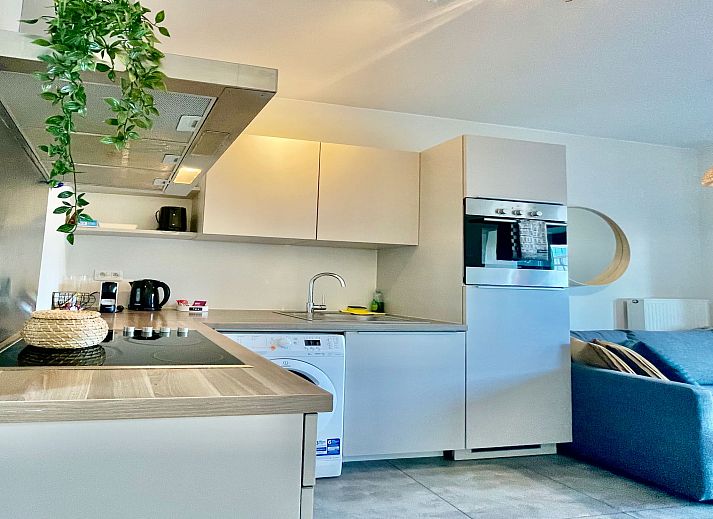Guest house 040151 - Apartment Antwerp - Cozy 1BR City Centre Near Meir Shopping by OneLuxStay