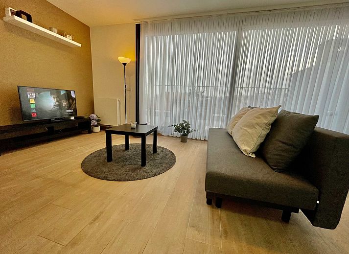 Guest house 040152 - Apartment Antwerp - Modern 1BR Near Diamond District by OneLuxStay