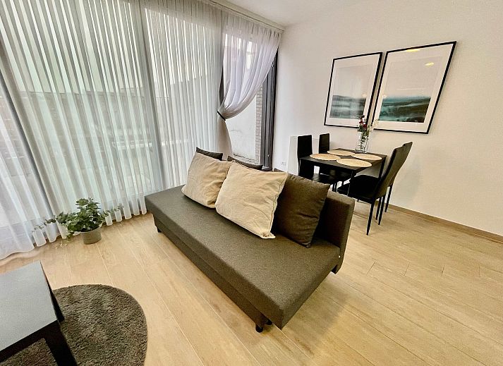Guest house 040152 - Apartment Antwerp - Modern 1BR Near Diamond District by OneLuxStay