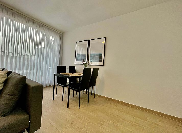 Guest house 040152 - Apartment Antwerp - Modern 1BR Near Diamond District by OneLuxStay