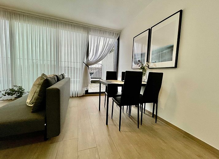Guest house 040152 - Apartment Antwerp - Modern 1BR Near Diamond District by OneLuxStay