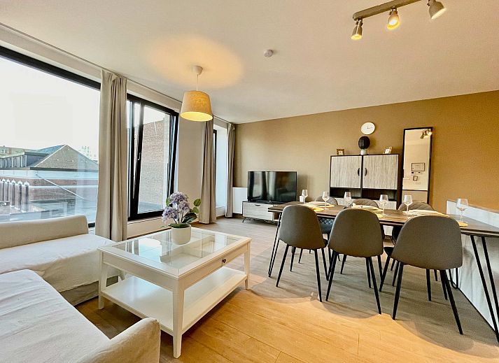 Guest house 040153 - Apartment Antwerp - Modern 2BR 1/5 BA Near Diamond District by OneLuxStay