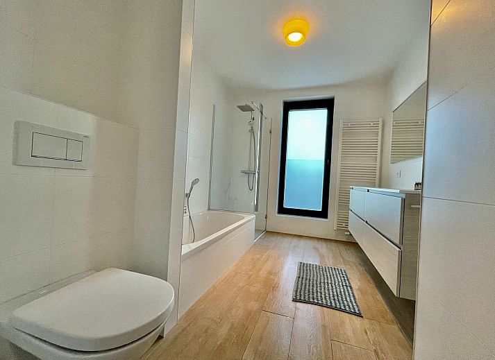 Guest house 040153 - Apartment Antwerp - Modern 2BR 1/5 BA Near Diamond District by OneLuxStay