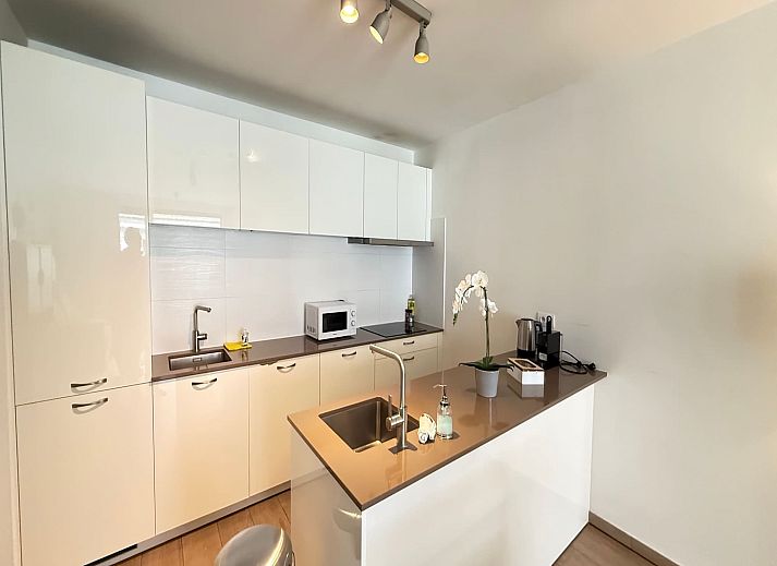Unterkunft 040154 - Appartement Antwerpen - Spacious 3BR 25 BA Near Diamond District by OneLuxStay