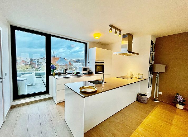 Guest house 040155 - Apartment Antwerp - Modern 2BR Penthouse Near Diamond District by OneLuxStay