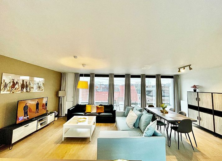 Guest house 040155 - Apartment Antwerp - Modern 2BR Penthouse Near Diamond District by OneLuxStay
