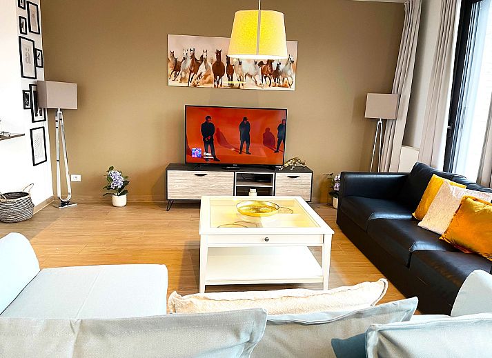 Guest house 040155 - Apartment Antwerp - Modern 2BR Penthouse Near Diamond District by OneLuxStay
