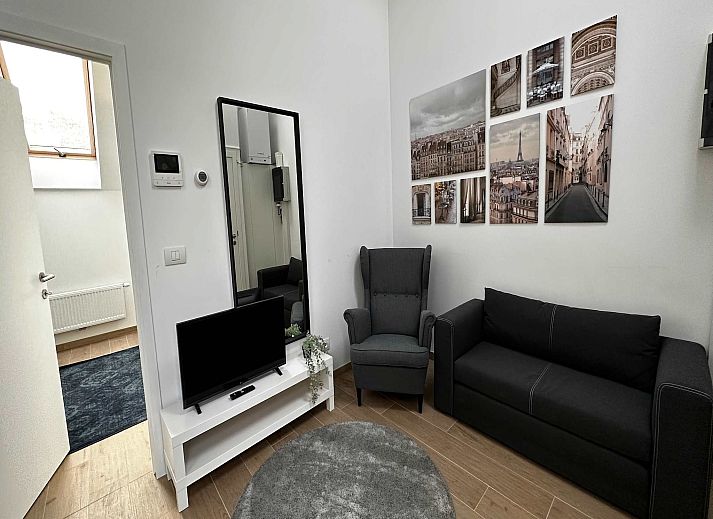 Guest house 040157 - Apartment Antwerp - Luxury 1BR Near Fashion District by OneLuxStay