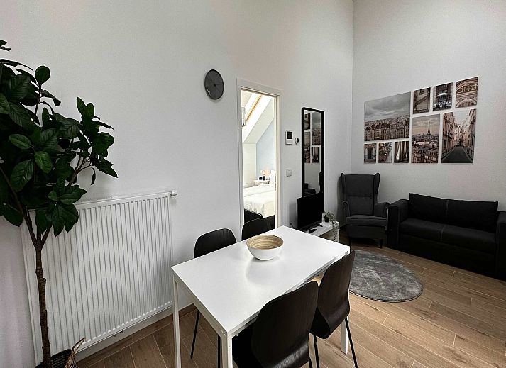 Guest house 040157 - Apartment Antwerp - Luxury 1BR Near Fashion District by OneLuxStay