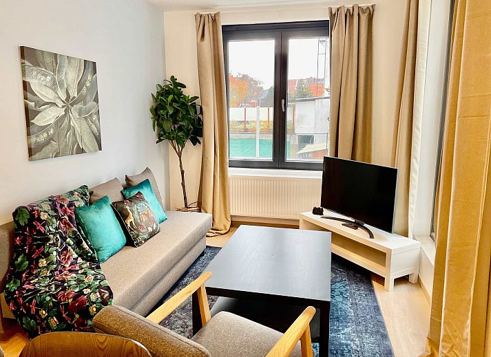Guest house 040158 - Apartment Antwerp - Luxury 2BR 1BA Near Fashion District by OneLuxStay