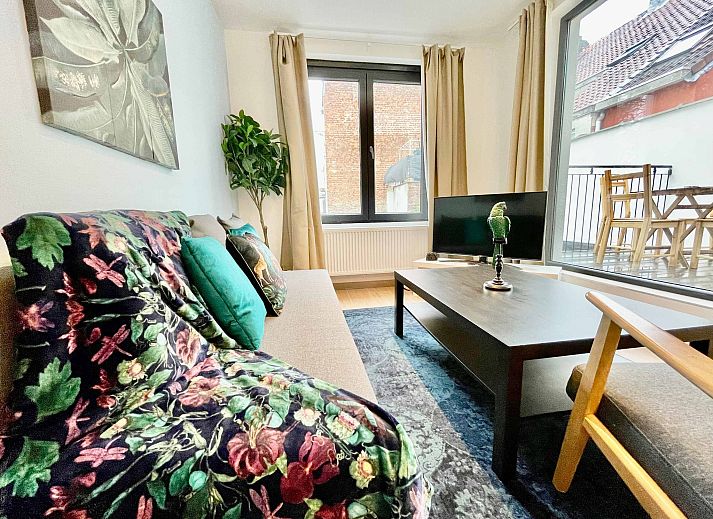 Guest house 040158 - Apartment Antwerp - Luxury 2BR 1BA Near Fashion District by OneLuxStay