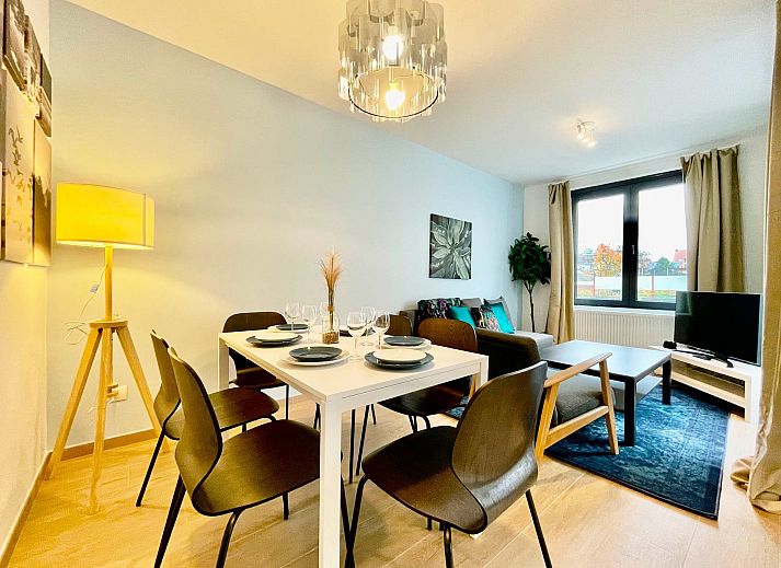 Guest house 040158 - Apartment Antwerp - Luxury 2BR 1BA Near Fashion District by OneLuxStay
