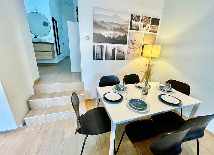 Guest house 040158 - Apartment Antwerp - Luxury 2BR 1BA Near Fashion District by OneLuxStay