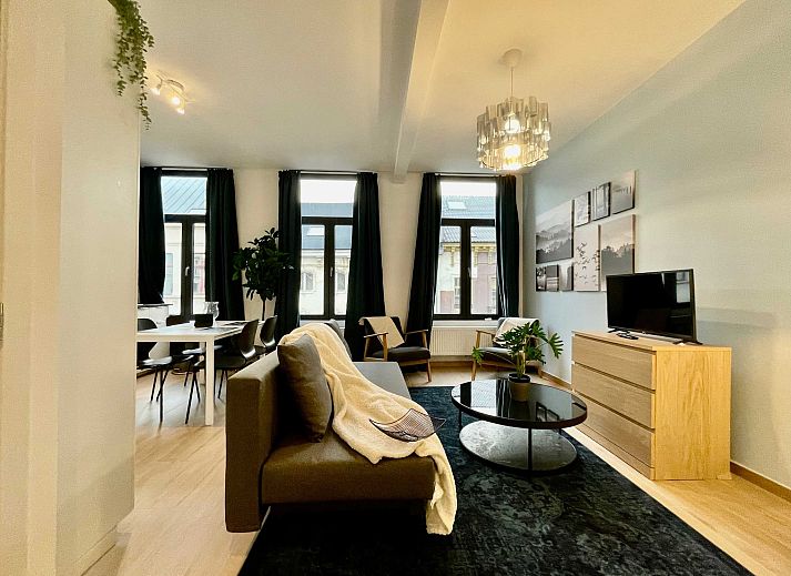 Guest house 040159 - Apartment Antwerp - Luxury Dlx 1BR Near Fashion District by OneLuxStay
