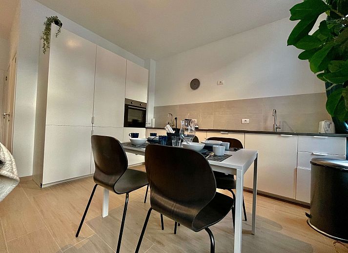Guest house 040159 - Apartment Antwerp - Luxury Dlx 1BR Near Fashion District by OneLuxStay