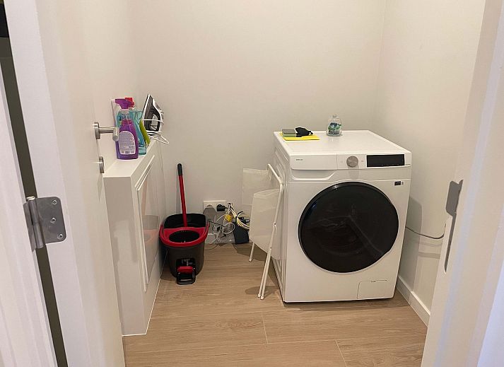 Guest house 040163 - Apartment Antwerp - One Lux Stay Near Antwerp Central Grande Deluxe 3 bedroom su