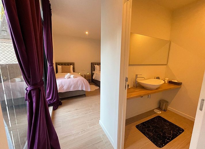 Guest house 040163 - Apartment Antwerp - One Lux Stay Near Antwerp Central Grande Deluxe 3 bedroom su