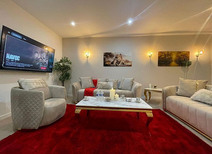 Guest house 040168 - Apartment Antwerp - One Lux Stay 2BR/2BA Antwerp near Central Station
