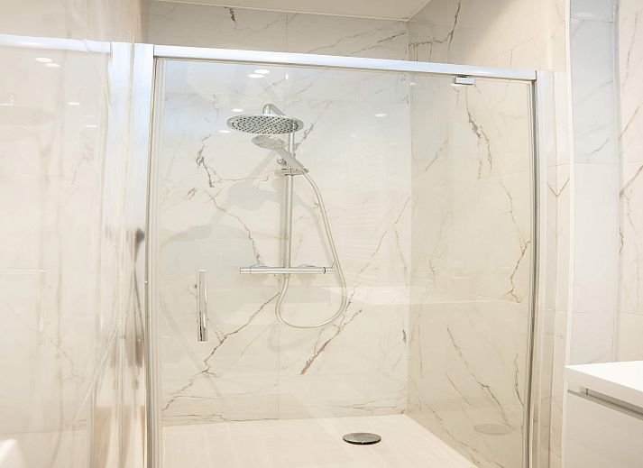Guest house 040170 - Apartment Antwerp - One Lux Stay 2BR/ 2BA Antwerp near Central Station