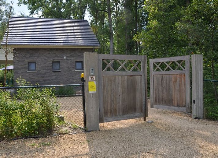 Modern kitchen in Holiday home in Hulshout, Antwerp, ideal for a relaxing stay in Belgium.