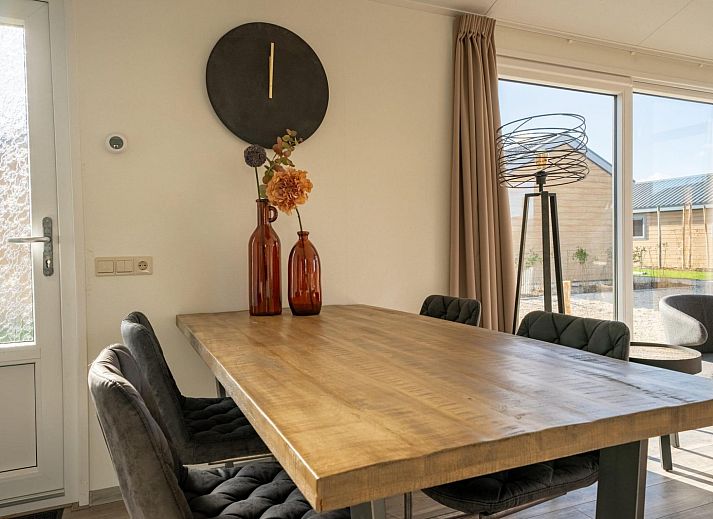 Velthorst vacation home in Mol, Antwerp, Belgium, with modern architecture and surrounded by nature and a sunny terrace.