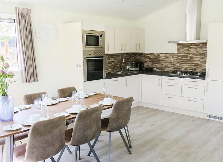 Velthorst vacation home in Mol, Antwerp with modern terrace and surrounded by nature for a relaxing stay.