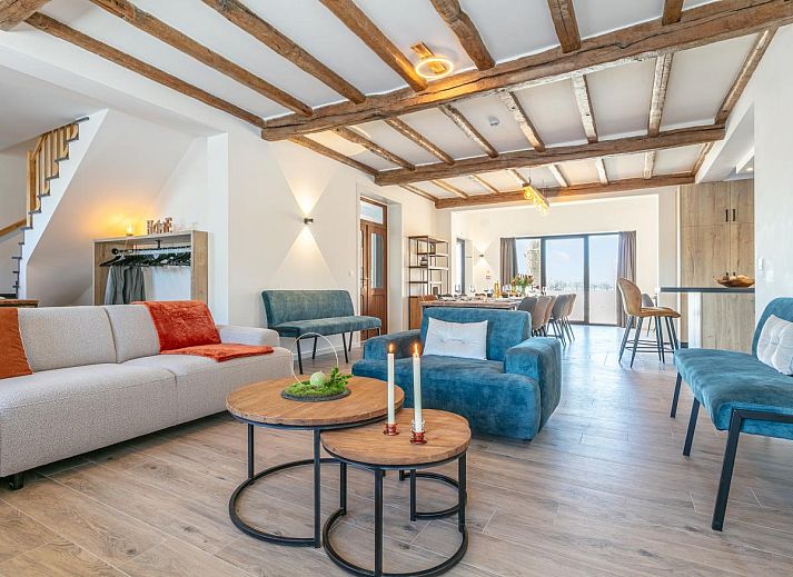 Lindehoeve vacation home in Turnhout, Belgium with beautiful views of the garden and rural surroundings.