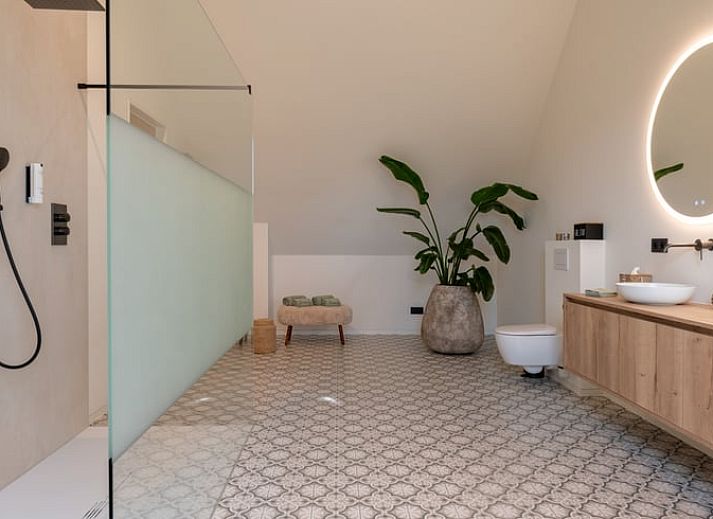 Enjoy relaxing in the hot tub at Holiday Home in Kasterlee, located in green Antwerp, Belgium.