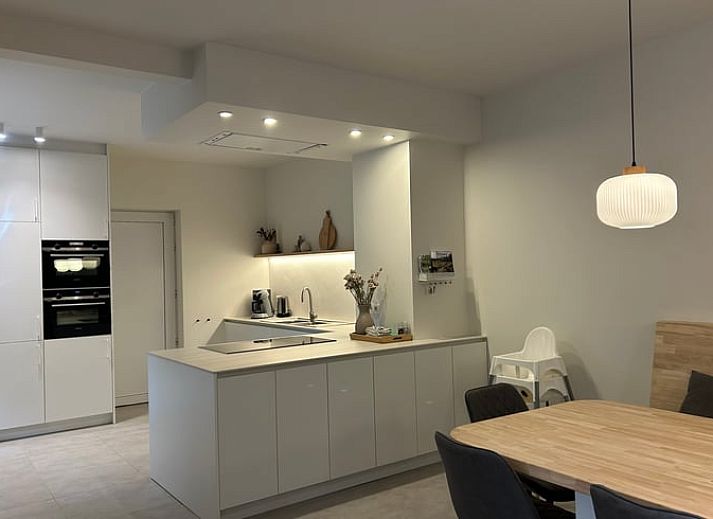 Vacation home Cottage in Wuustwezel, Antwerp, surrounded by greenery and tranquility, perfect for a relaxing stay.