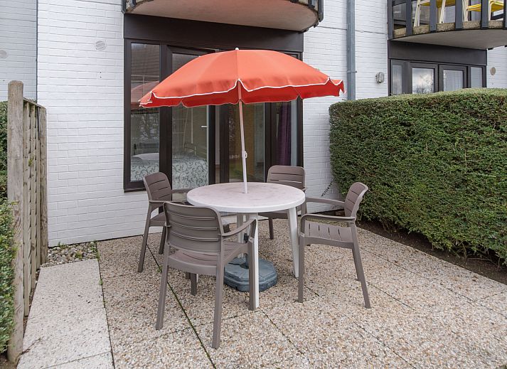 Guest house 047523 - Apartment Antwerp - Appartement Siena with parking and shared pool