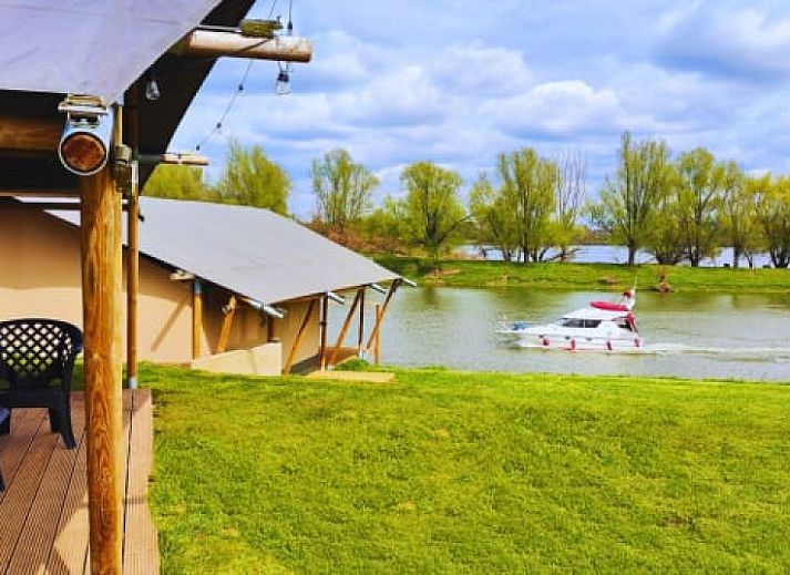 Guest house 050740 • Tent house Limburg • Safaritent excellent Maaszicht