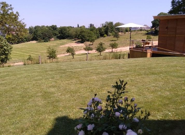 De Lodge in Grote-Spouwen, Limburg, Belgie, biedt een prachtig uitzicht vanaf het terras van deze bed and breakfast.