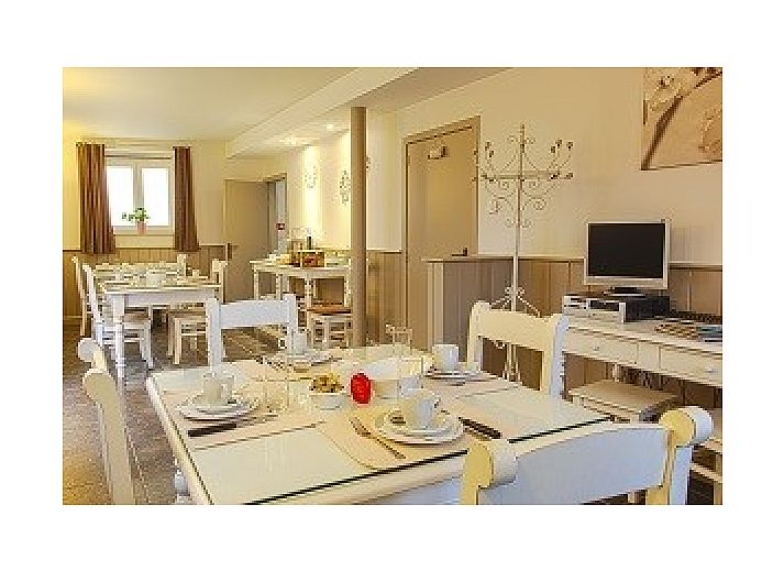 Exterior view of The Fruithoeve bed and breakfast, Tongeren, Limburg, Belgium.