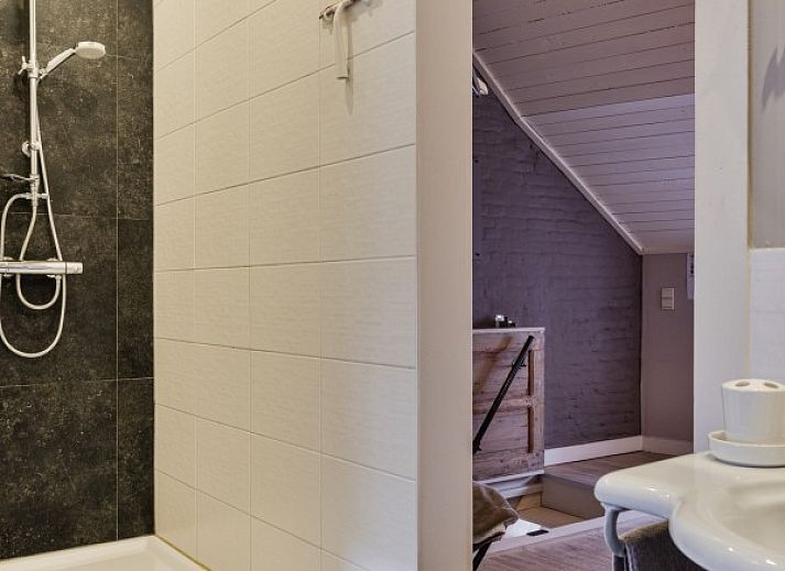 Welkom bij Bibi Tongeren, een sfeervol vakantiehuis in Limburg, Belgie met een charmante ontvangsthoek.
