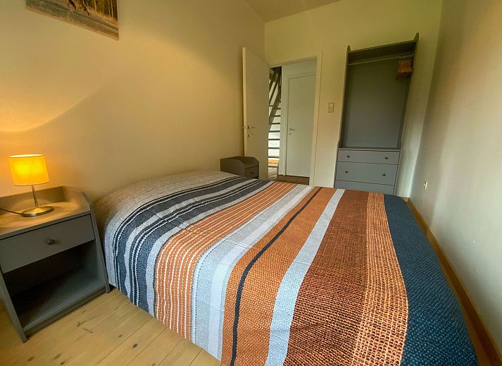 Geniet van de natuur op het terras van Vakantiehuis Heidebos voor 8 personen in Meeuwen-Gruitrode, Limburg, Belgie.