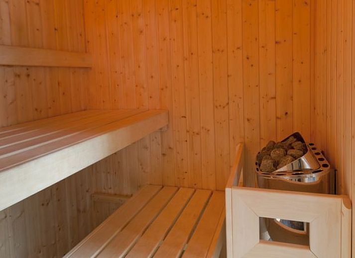 Guest house 054713 - Bungalow Limburg - Mooi Zutendaal | 12-persoons bungalow | 12C