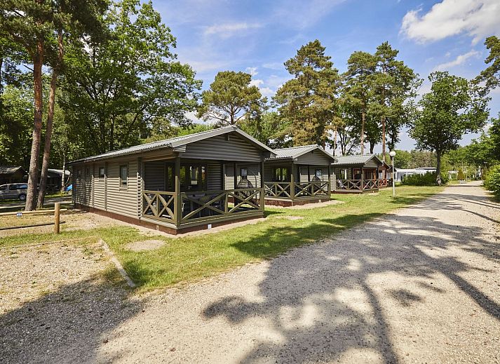 Plattegrond van Mooi Zutendaal 4-6-persoons chalet in Limburg, Belgie, met ruime binnenruimte en gezellig terras voor een ontspannen verblijf.