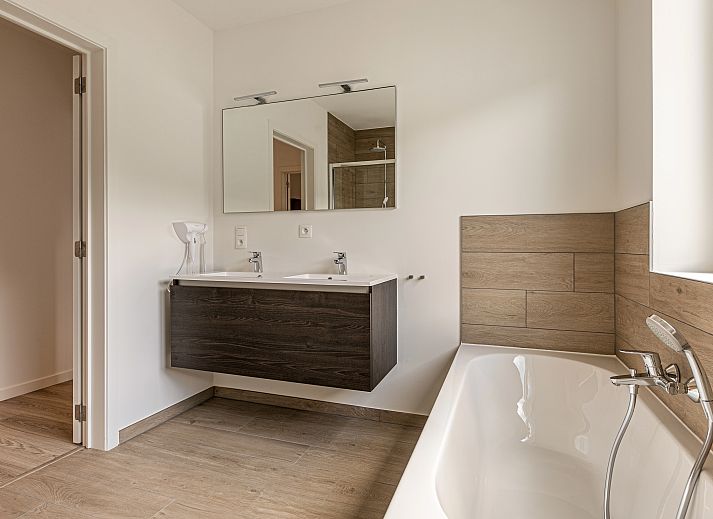 Ontspan in de luxe sauna van Mooi Zutendaal, een 6-persoons villa in Zutendaal, Limburg. Geniet van comfort en rust in Belgie.