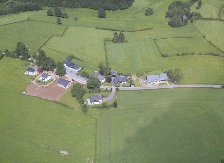 Villa & Gite Chavet in Luik, Belgie, vakantieverblijf met terras en weids uitzicht.