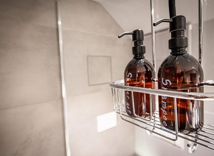 Delicious breakfast at Cottage in Aubel, bed and breakfast in the Ardennes, with freshly baked breads and local products.