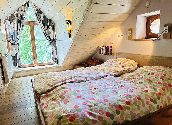 Geniet van ontspanning en plezier met de tafelvoetbaltafel in Les Ecuries du Lac, een vakantiehuis in Waimes, Ardennen, Belgie.