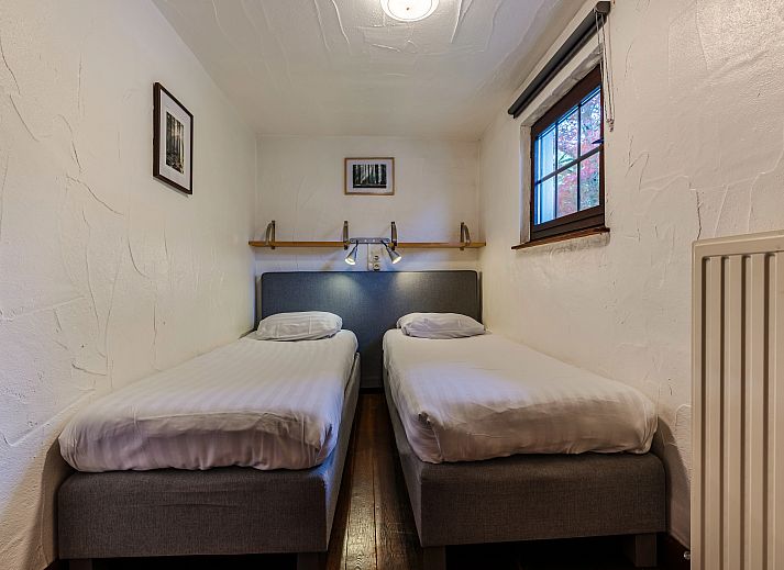 Village les Gottales | Turmhaus fuer 6 Personen in den Ardennen, Luettich. Ferienhaus mit charmanter Architektur im malerischen Trois-Ponts, Belgien.